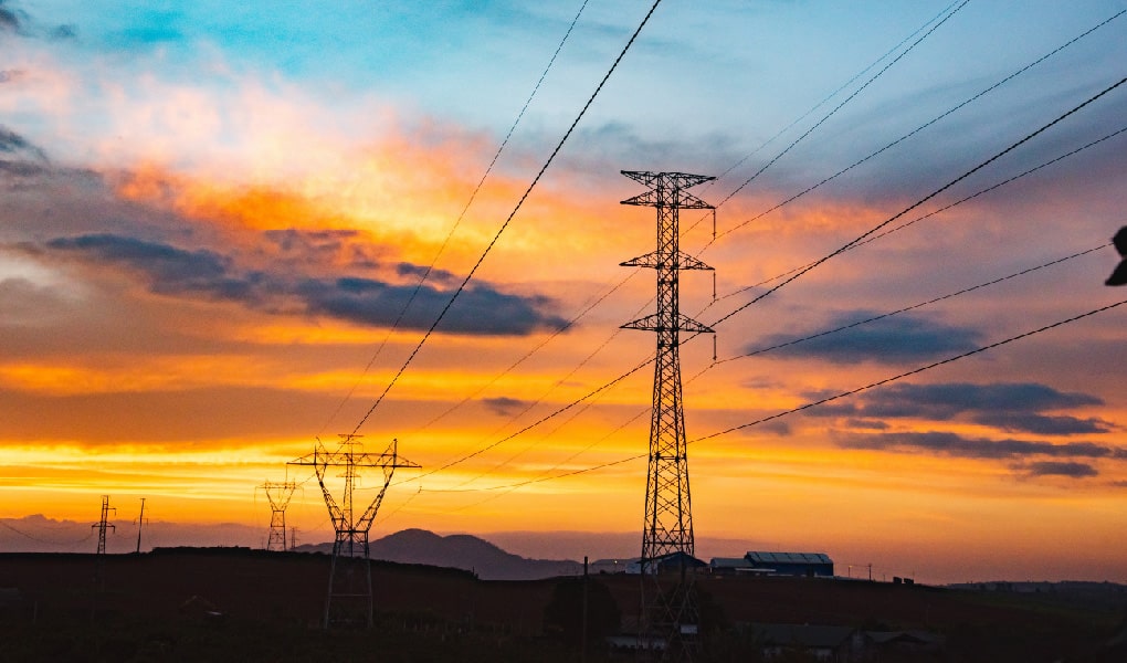 O que são as bandeiras tarifárias e como elas interferem na conta de luz